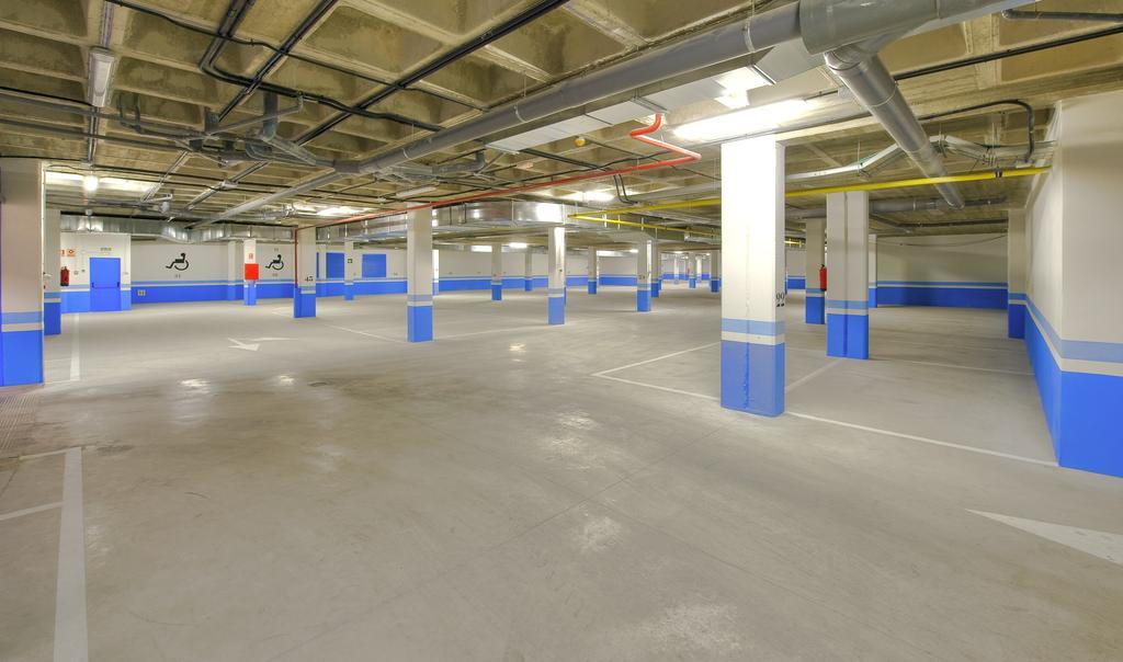 Avant Aeropuerto Torrejón de Ardoz Einrichtungen foto